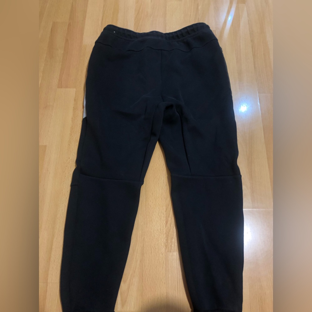 Nike Women’s Gray and Black Joggers - Picture 2 of 4
